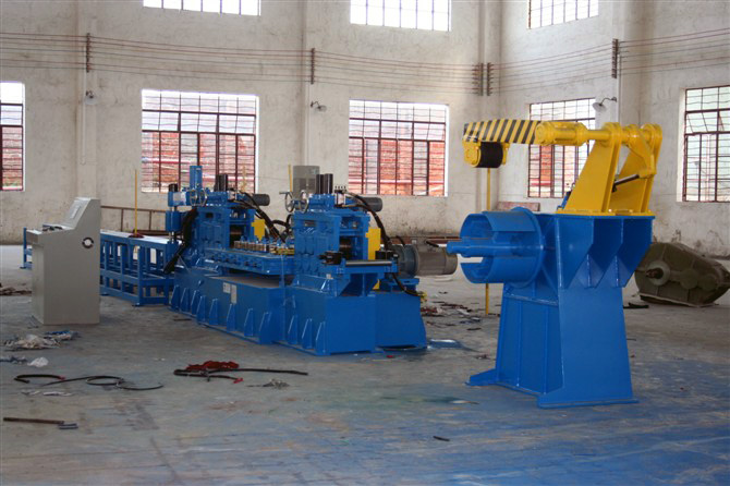 Metal Ridge Cap Roll Forming Machine